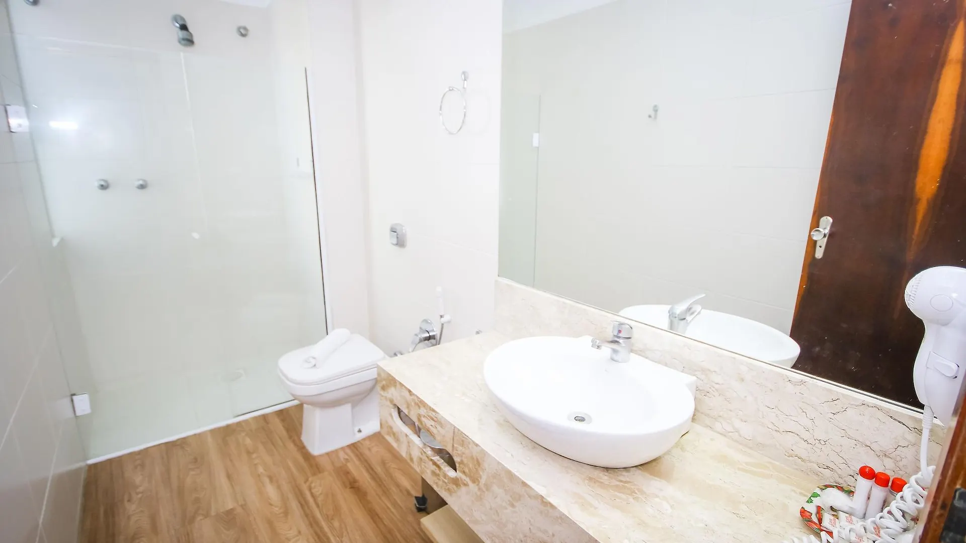 ****  Hotel Geranium Balneário Camboriú Brasile